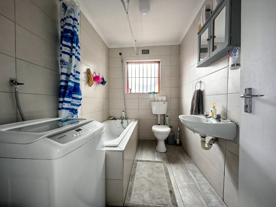 3 Bedroom Property for Sale in Highbury Park Western Cape